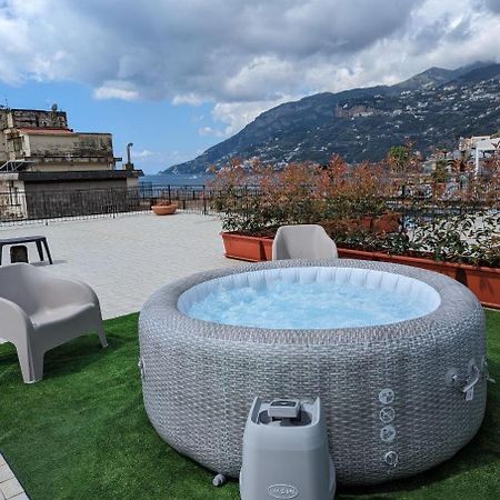 Piccolo Appartamento Con Grande Terrazzo Panoramico Maiori Kültér fotó